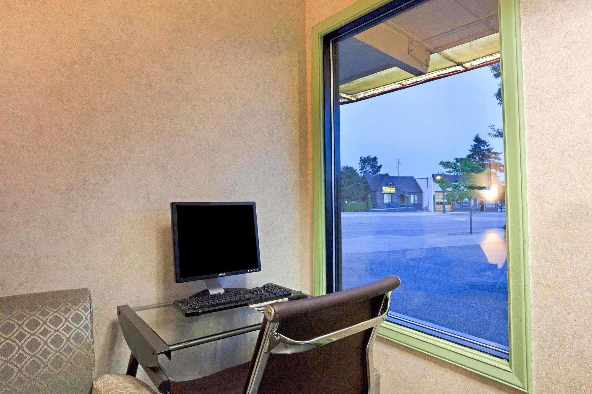 Travelodge By Wyndham Sea-Tac Airport North ทัควิลา ภายนอก รูปภาพ